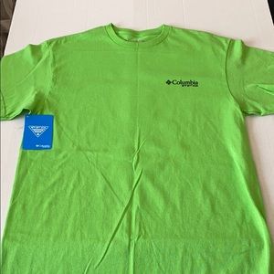 NWT Columbia short Sleeve T-shirt